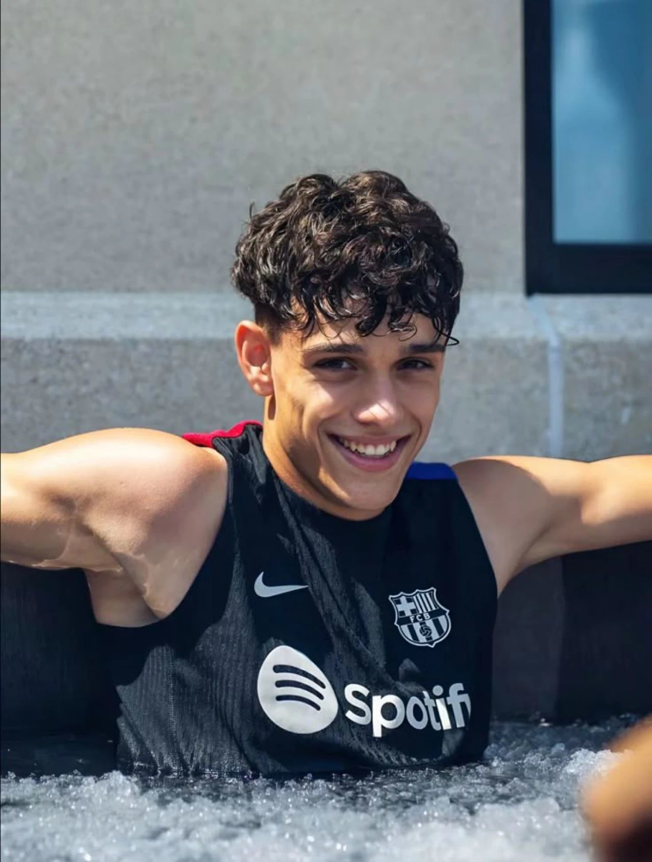 od体育电竞-西班牙人锋线压力巨大，球员纷纷自我调整