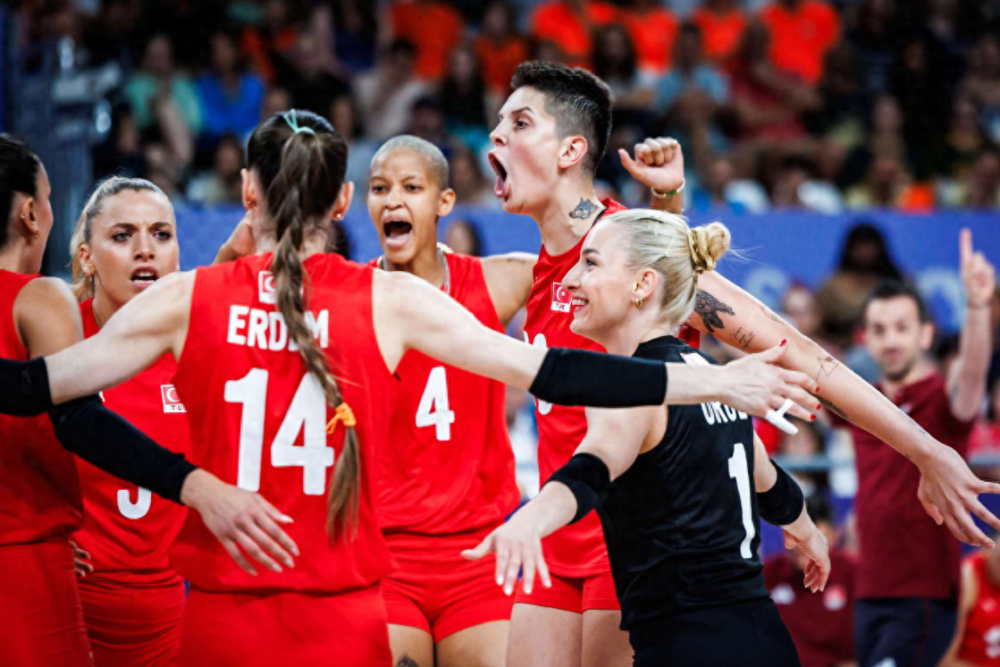 od体育地址-包含荷兰对抗土耳其，胜利者将步入决赛之路的词条